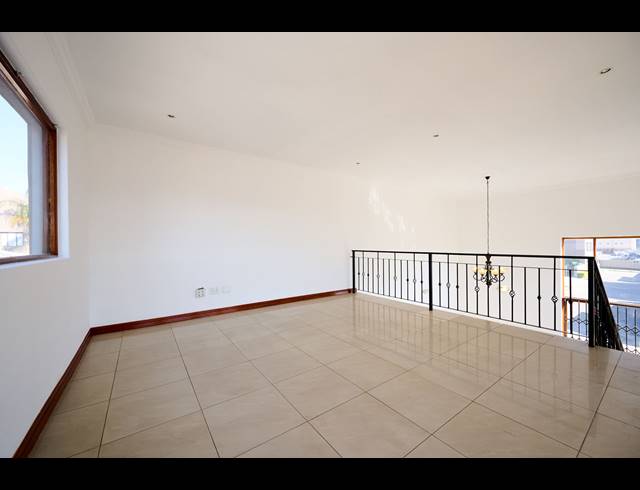 5 BEDROOM HOUSE FOR SALE IN BARBEQUE DOWNS